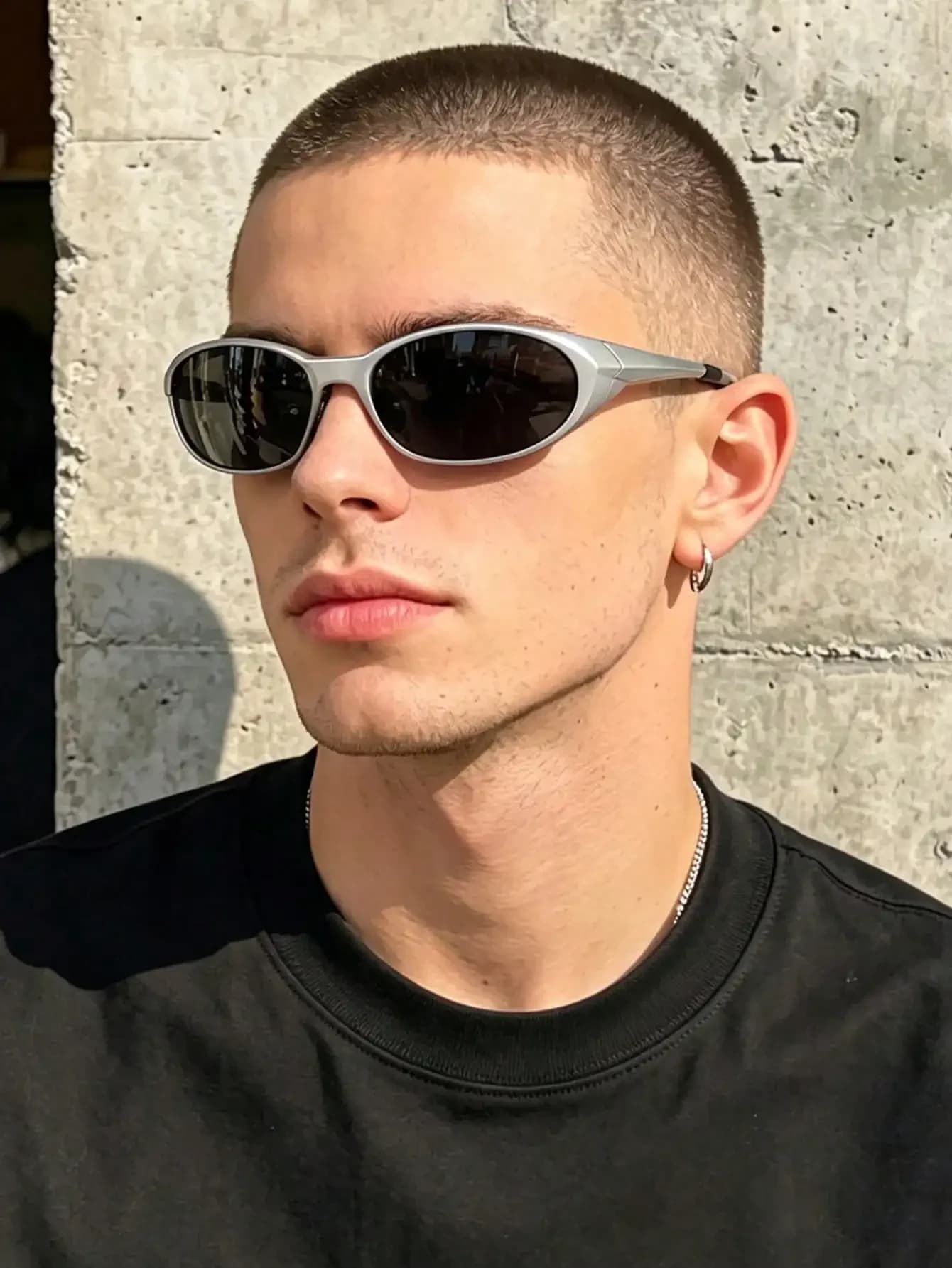 1 paio di occhiali ovali alla moda, stile futuristico Y2K, versatili e casual per uomo, adatti per l'uso quotidiano, stile street, viaggi, O