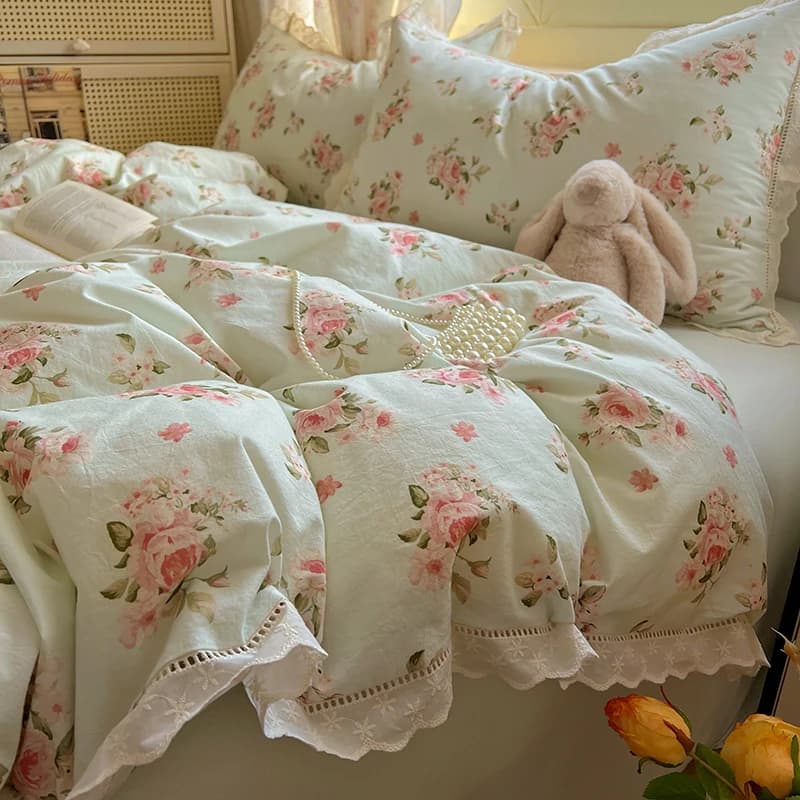 Set duvet cotton cover Set single/queen/king bedding with Princess Style floral print and 220x240 couette with lace