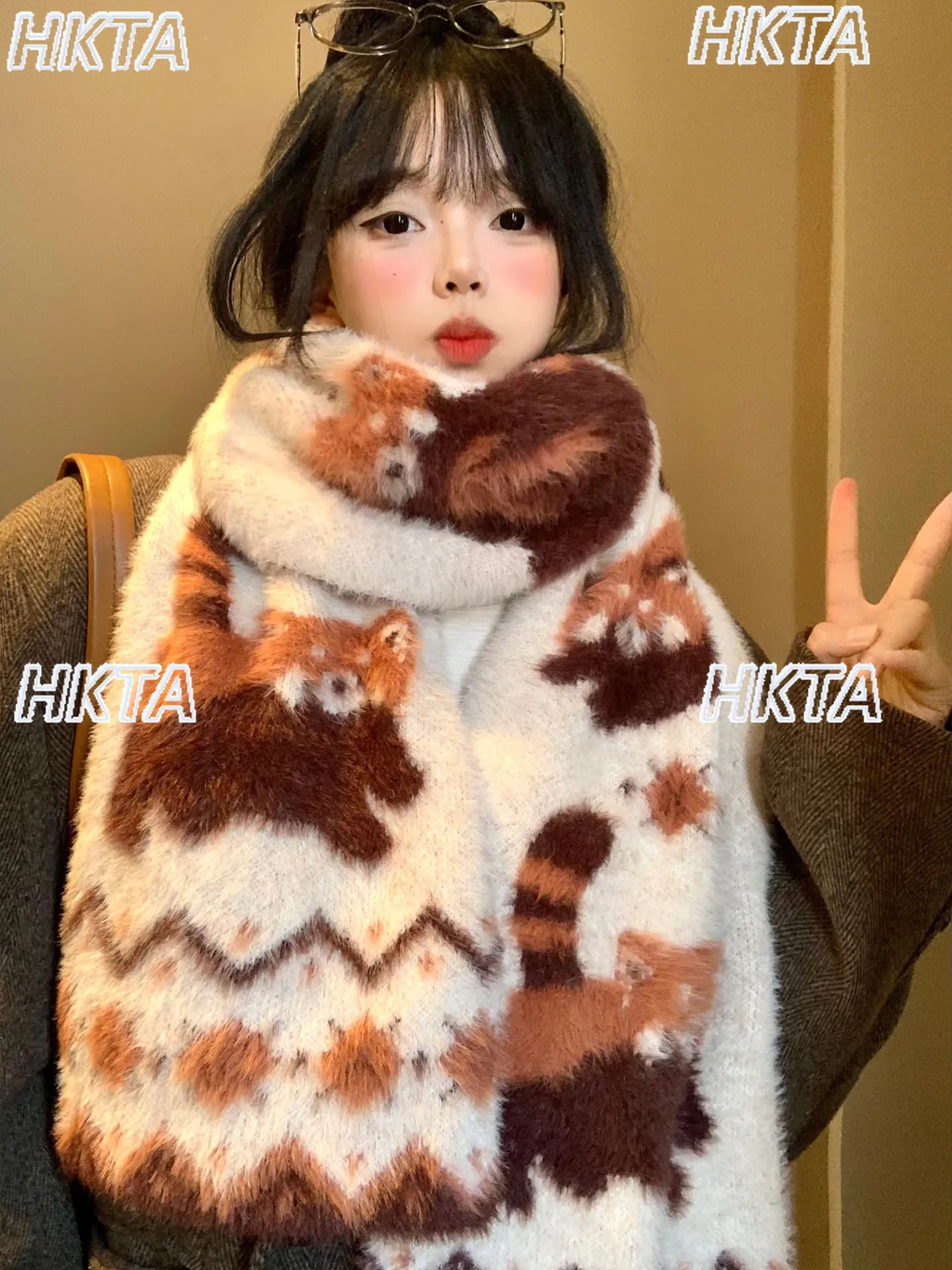 Sciarpa Doppia Faccia in Peluche Imitazione Visone, Carina e Cartoonesca, Invernale, Spessa e Calda, Dolce Accessorio per Studentesse e Donne