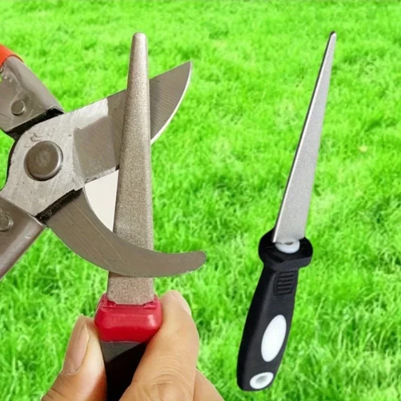 Stone for sharp diamond with a stone and two birds, flat and curved design on both sides, easy handle to hold sharp knifes