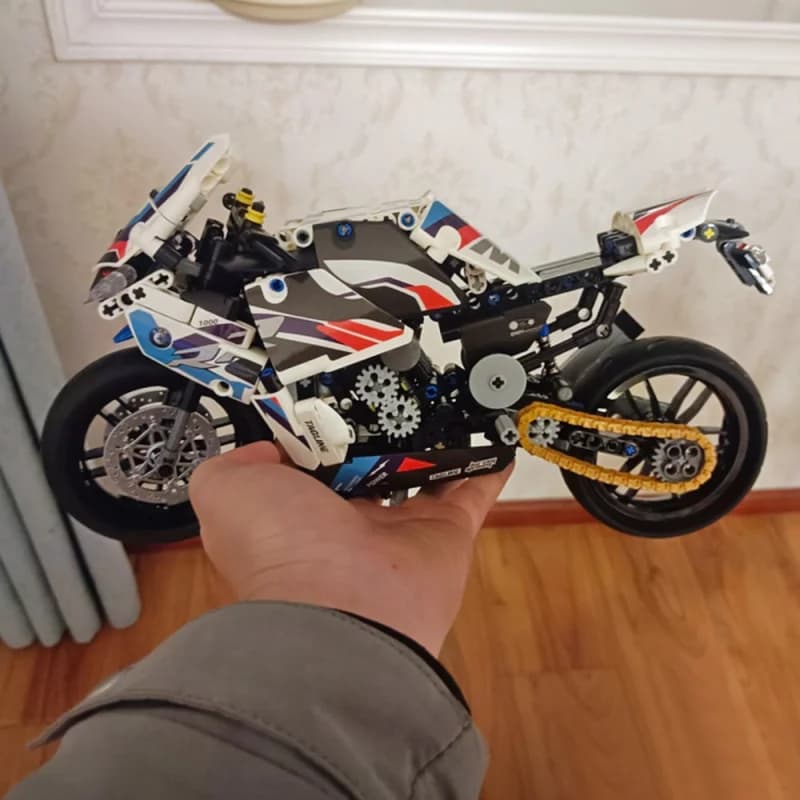 589 pz Moto Tecnica M1000 RR Auto Da Corsa Building Block Modello Moc Moto Veicolo Giocattolo Mattoni per Il Fidanzato Regali