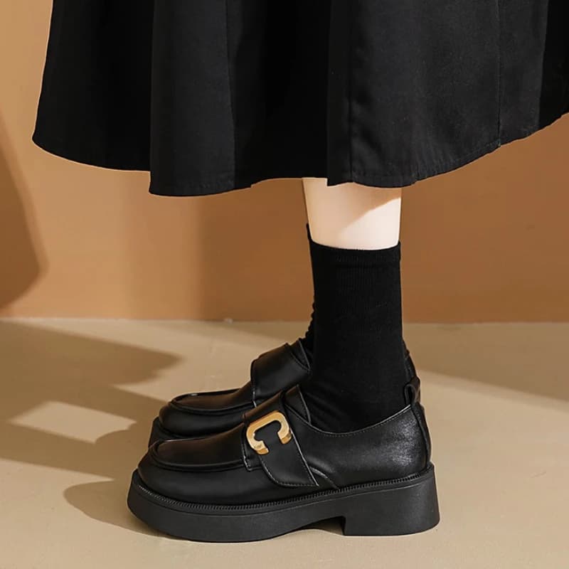 Nuove Scarpe da Donna alla Moda con Tacco Basso, Mocassini in Pelle di Pecora, Scarpe Casual Primaverili con Fibbia e Punta Rotonda