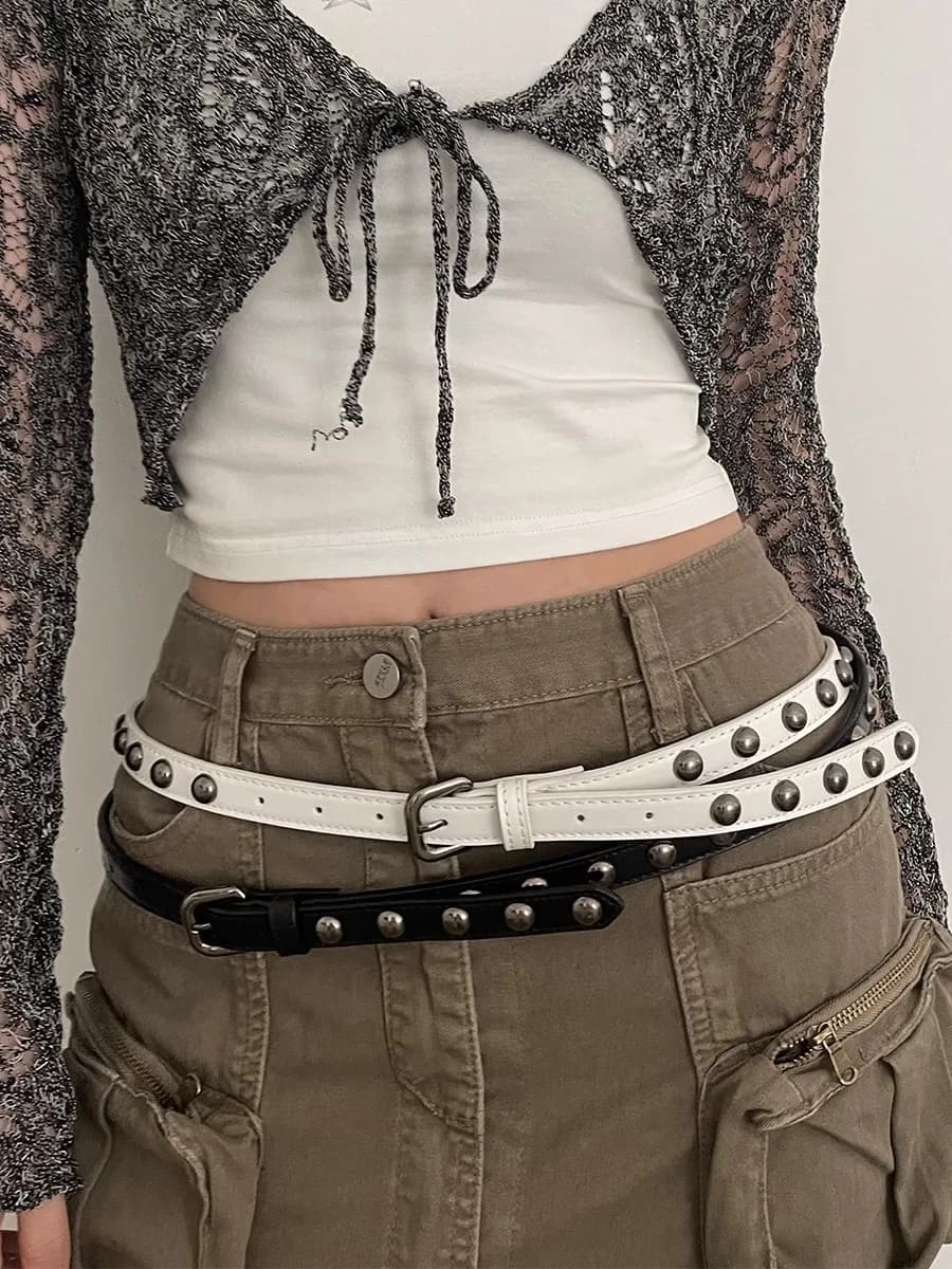 Cintura vintage americana da donna 2025 Nuova cintura casual in pelle sottile con rivetti Stile punk Metal Rock Unico versatile