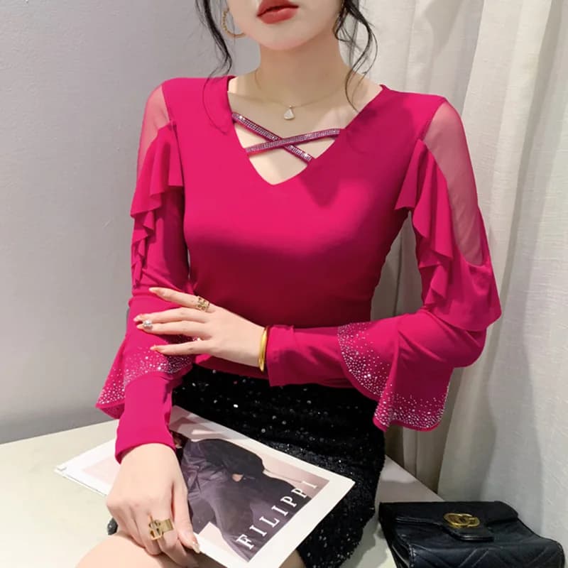 Primavera Autunno 2026 T-shirt a maniche lunghe con scollo a V per le donne Moda Casual Hot Drilling Ruffles Mesh Top 3XL Camicia di pizzo
