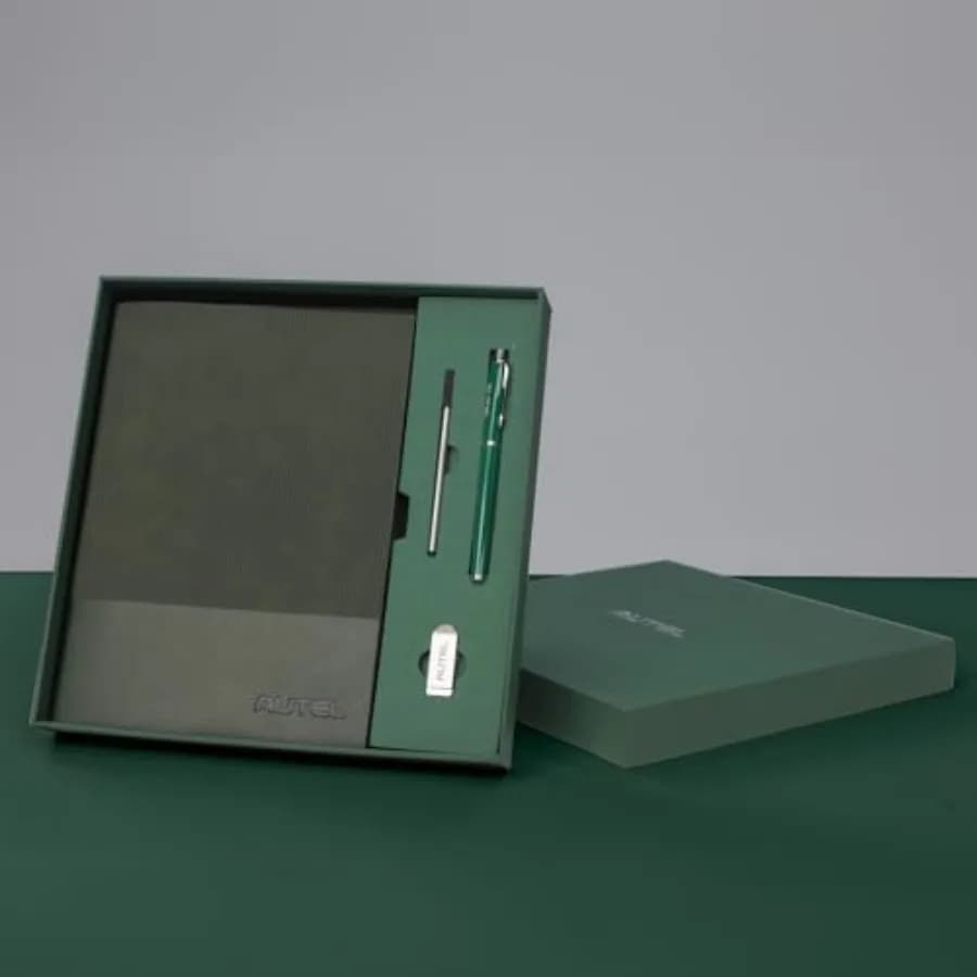 Autel Turquoise Green A5 Lined Leather Journal Notebook, Personalized Hardcover Journal Set with Pen, 32GB USBand Gift Box, 130