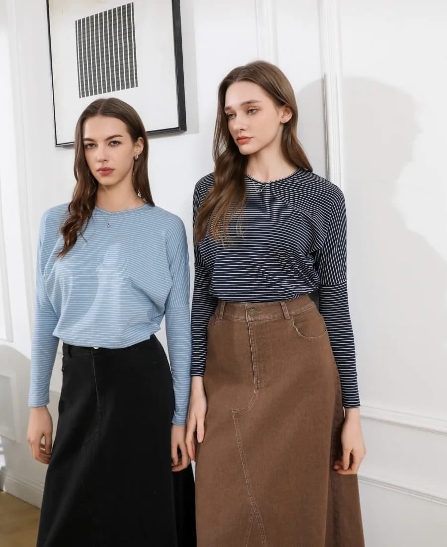 AS 2025 abiti da donna con maniche a pipistrello dal design ampio e top a costine con scollo a V