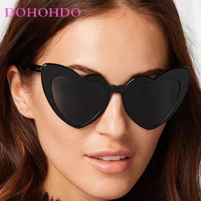 Classic Personality Pink Heart Sunglasses For Women Men Vintage Shaped Sunglass Travel Party Eyewear Female UV400 Gafas De Sol