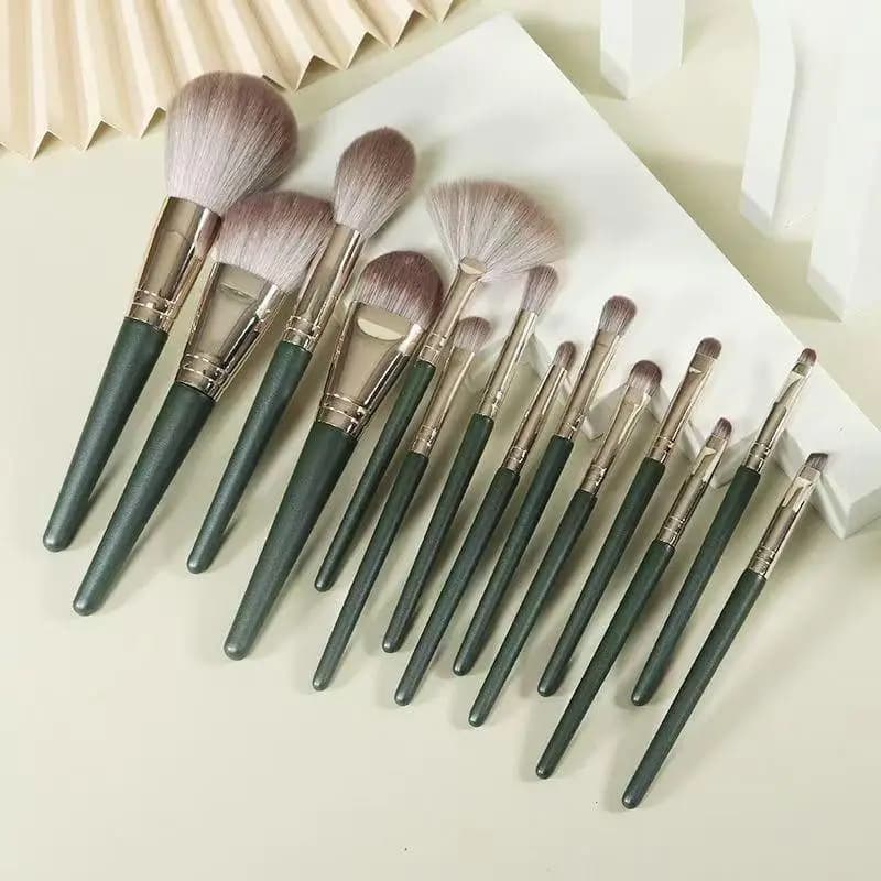 Makeup Brushes 14Pcs Soft Fluffy Premium Cosmetic Kit for Foundation Powder Eyeshadow Travel Portable Makeup Use