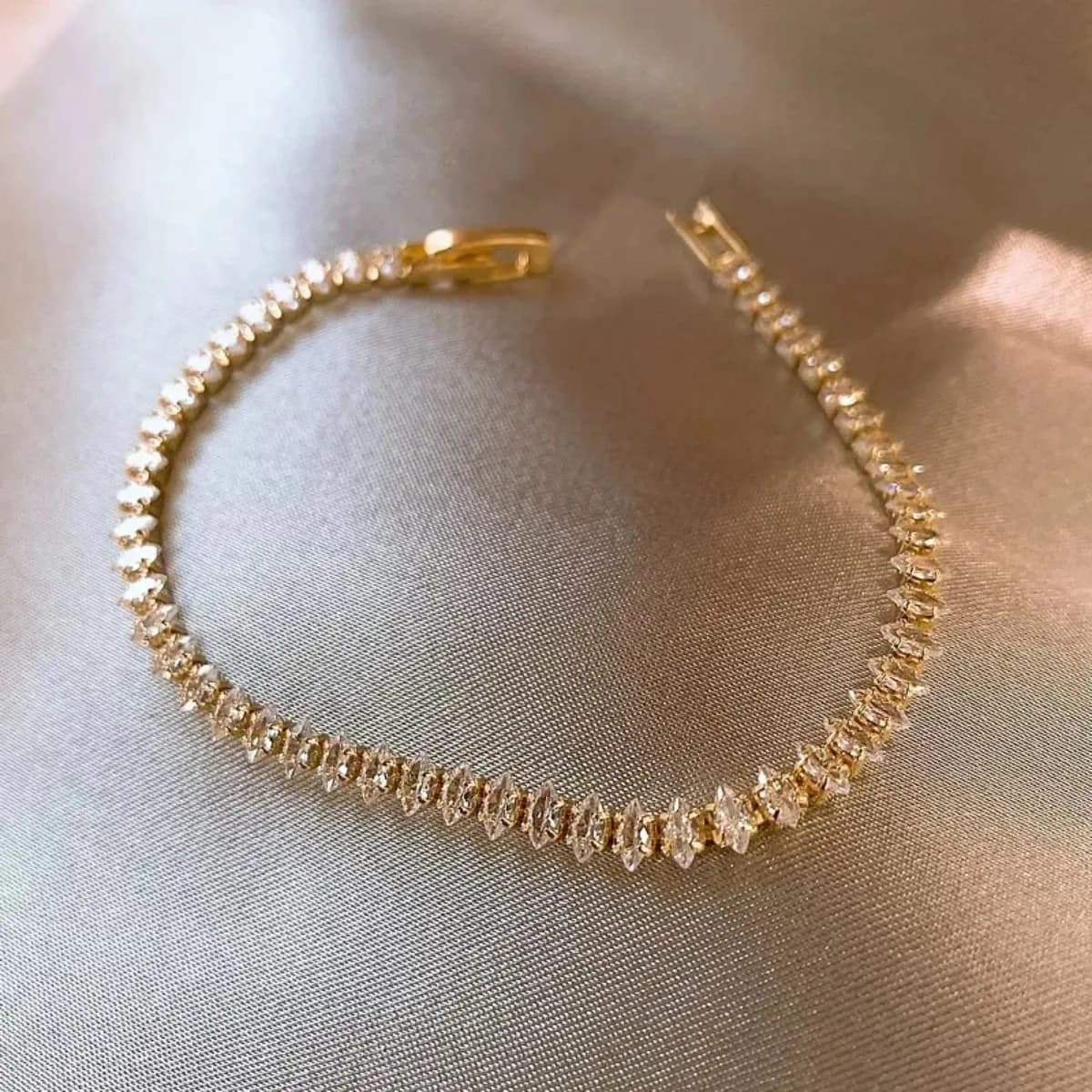 Bracciale di Lusso Romantico con Zirconi per Donne, Charm in Cristallo Taglio Ovale Quadrato, Regalo di Gioielleria per Feste e Matrimoni