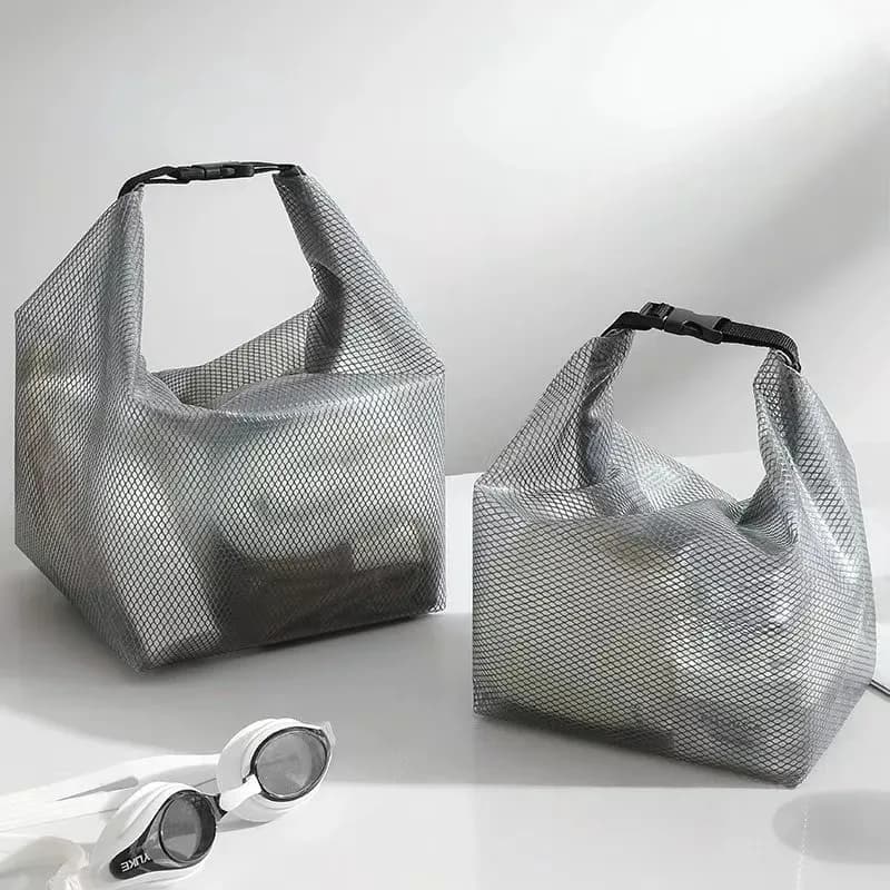 2 Pieces Waterproof Large Capacity Bag, Portable Travel Bag for Make-up, Fitness Clothing Bag and Outdoor Swimming