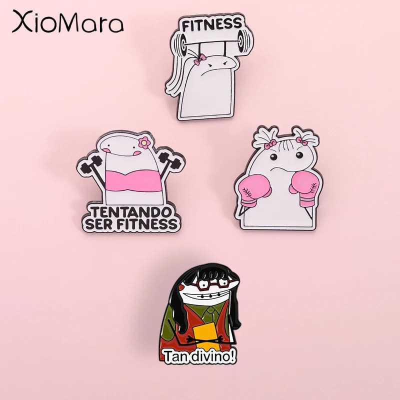 Simpatiche spille per figure della linea fitness Materiale smaltato in lega di zinco Guantoni da boxe per cartoni animati con manubri Distintivo decorativo con testo spagnolo