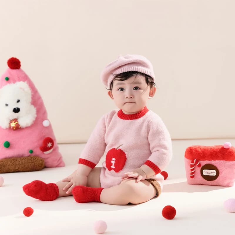 3-4Month Baby Cute Jumpsuit Rompers Newborn Photography Outfit Christmas Tree Pillow & Puppy Plush Toy Festival Birthday Gift