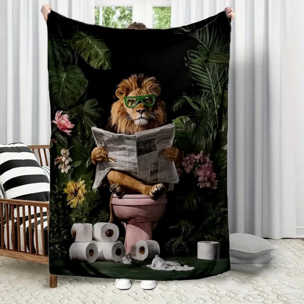 Reading on the lion-shaped toilet seat Flannel printed blanket suitable for all seasons for living room office sofa and travel