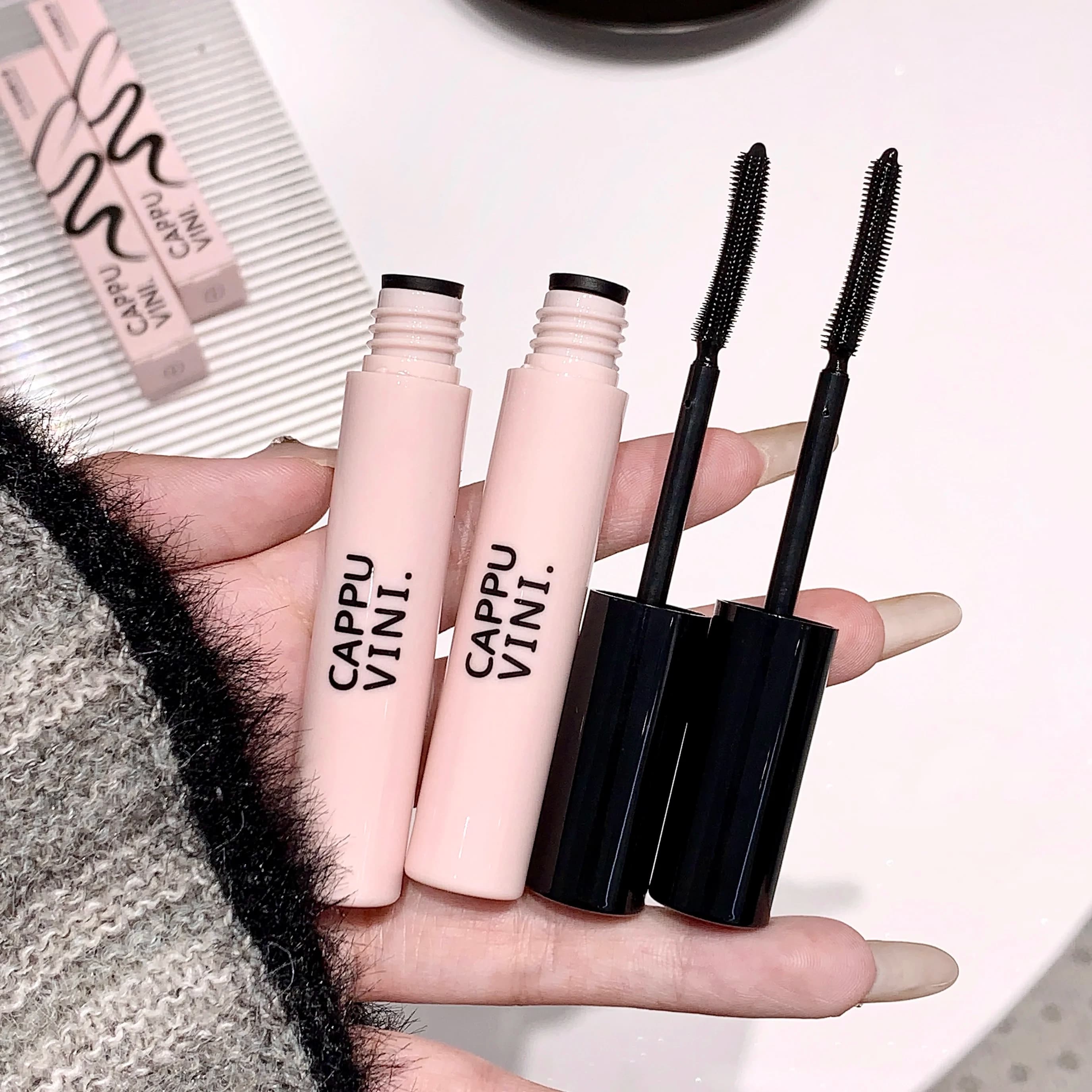 Cappuvini Mascara, waterproof and deburring proof, stretching and curling of 3D eyelashes, voluminous, durable, convenient
