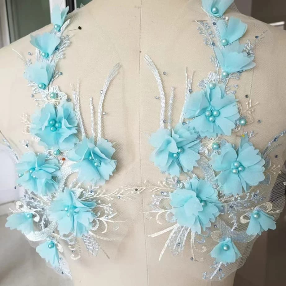 1 Pezzo Rosa Blu Fiore 3D Ricamato con Perline, Applicazione in Tessuto a Rete per Cucire, Decorazione Abiti da Sposa, Riparazione Fai da Te