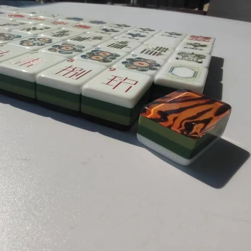 Tiger Print Inner Printed 4-Layer Acrylic American Mahjong Set Luxury Western Style 160 Tiles Family Party Board