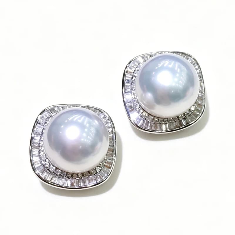 Luxury Temperament Imitation Pearl Dazzle Silvery Stud Earrings for Women Fashion Charm Banquet Anniversary Jewelry Accessories