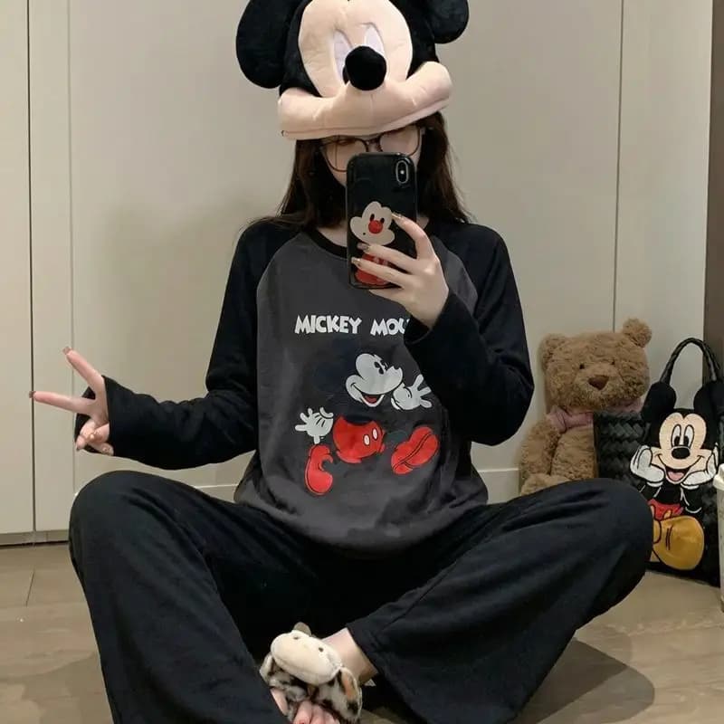 Pigiama con stampa di Topolino, maniche raglan nere e grigie, in morbido cotone, comodo abbigliamento da casa, girocollo, maniche lunghe, pigiama invernale
