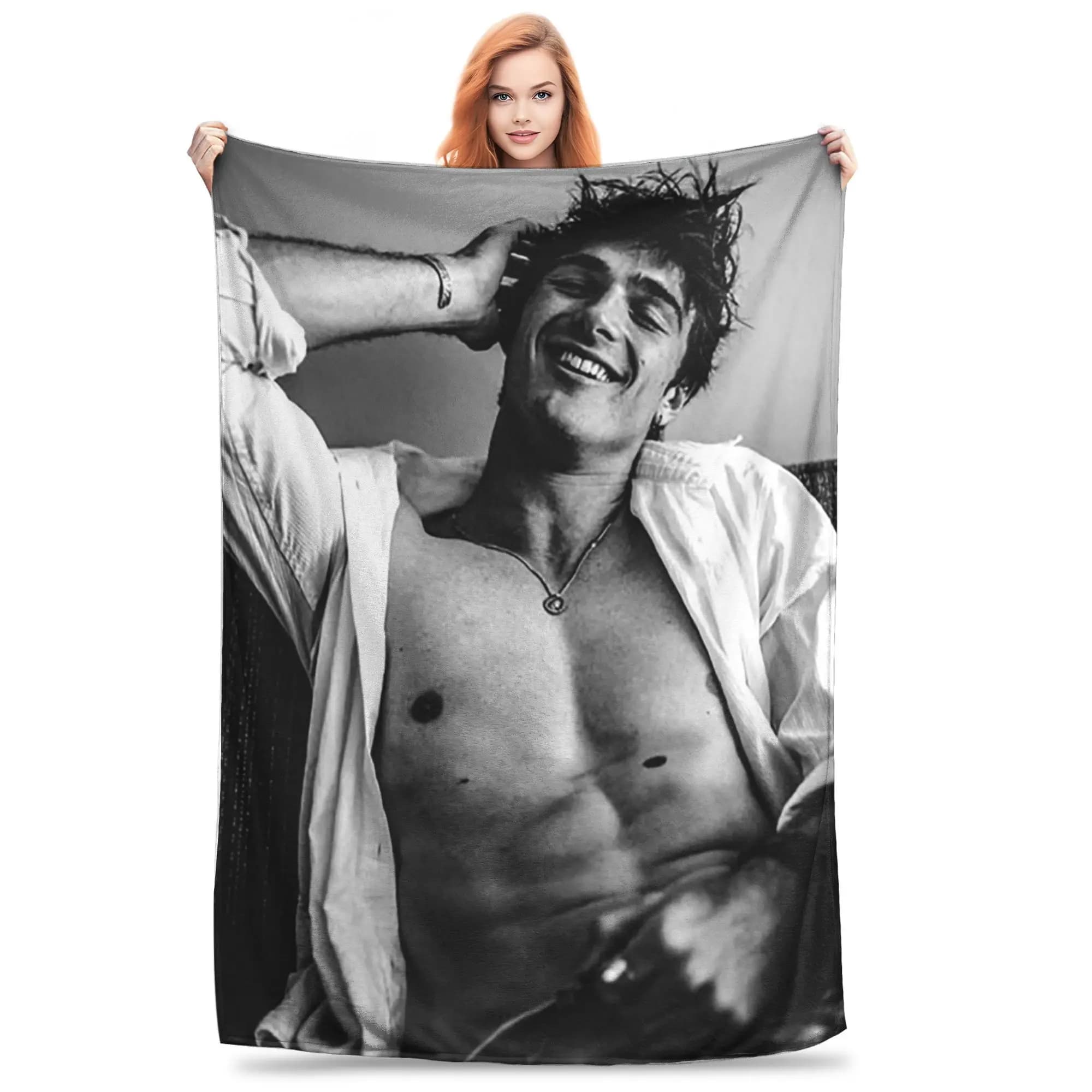 Flannel Throw Blanket Jacob Elordi Australian Actor Warm Plush Blankets Soft Bedding for Bed Living room Home Travel Couch