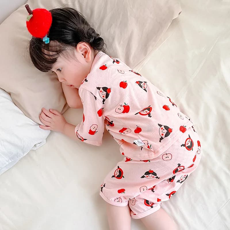Pigiami per ragazze estivi Set 2025 Nuovi indumenti da casa per bambini Sottile Aria condizionata Indumenti da notte per bambini Pigiama per bambini Vestiti per bambini