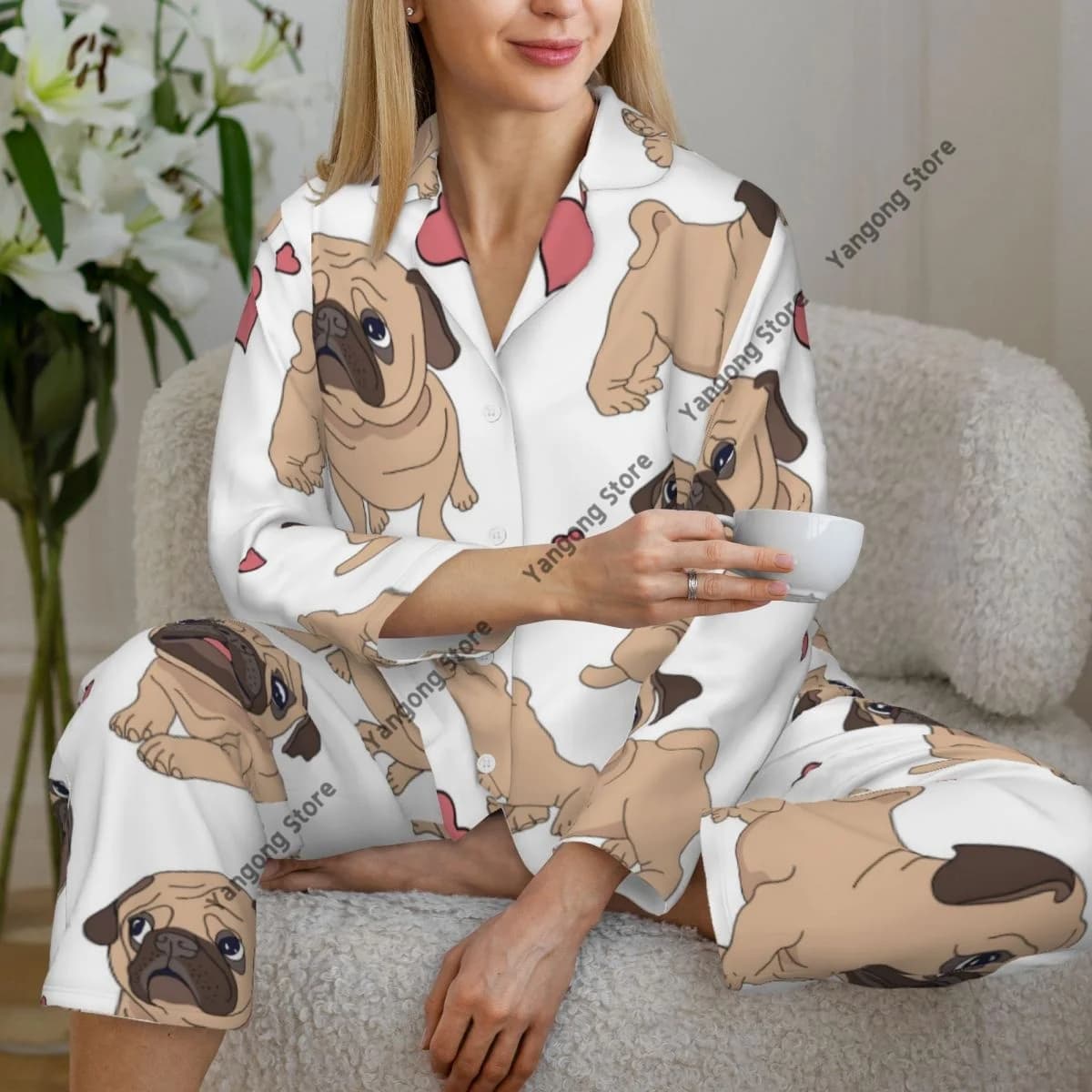 Divertente cartone animato Pugs Cuccioli Cani Pigiama da donna Pigiama da notte in due pezzi Pigiama lungo a maniche lunghe abbottonato