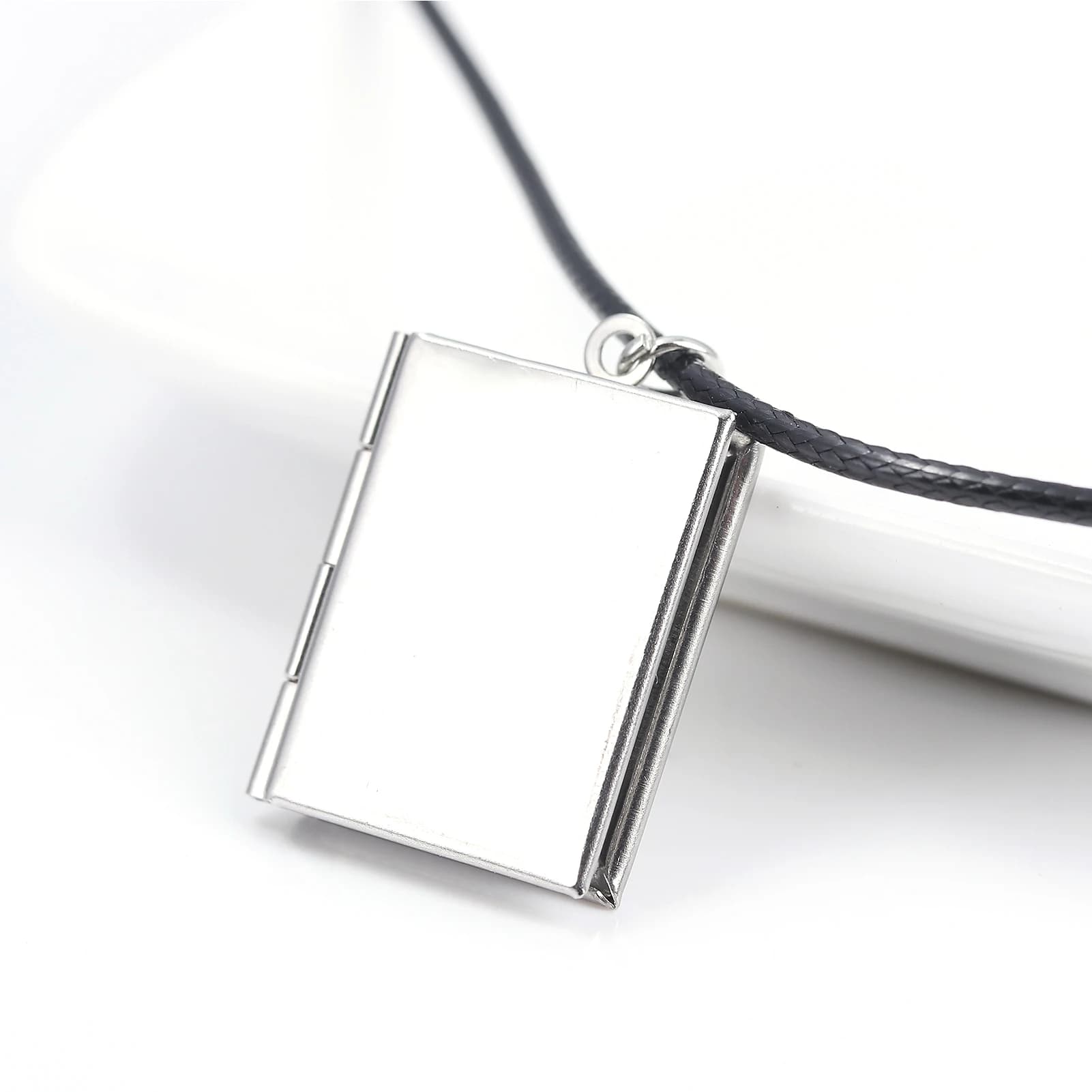 Anime Jujutsu Kaisen Collana Cosplay Todo Aoi Può aprire cornici per foto Collane con ciondolo per donna Uomo Gioielli regalo