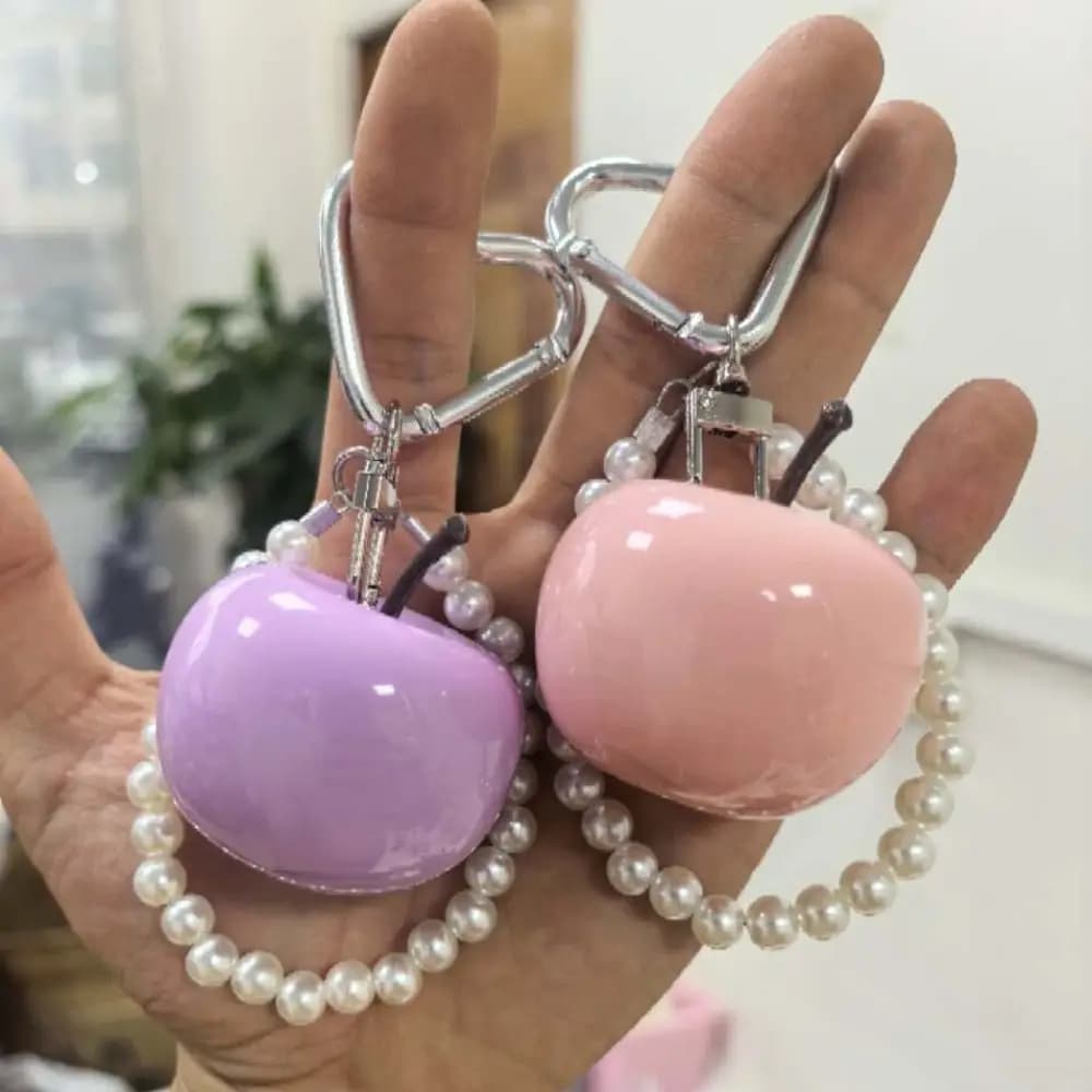 Portachiavi con Frutta Rossa, Ciondolo a Cuore con Perle Finte, Superficie Lucida, Leggero, Anello Portachiavi con Perle, Accessorio per Interni Auto