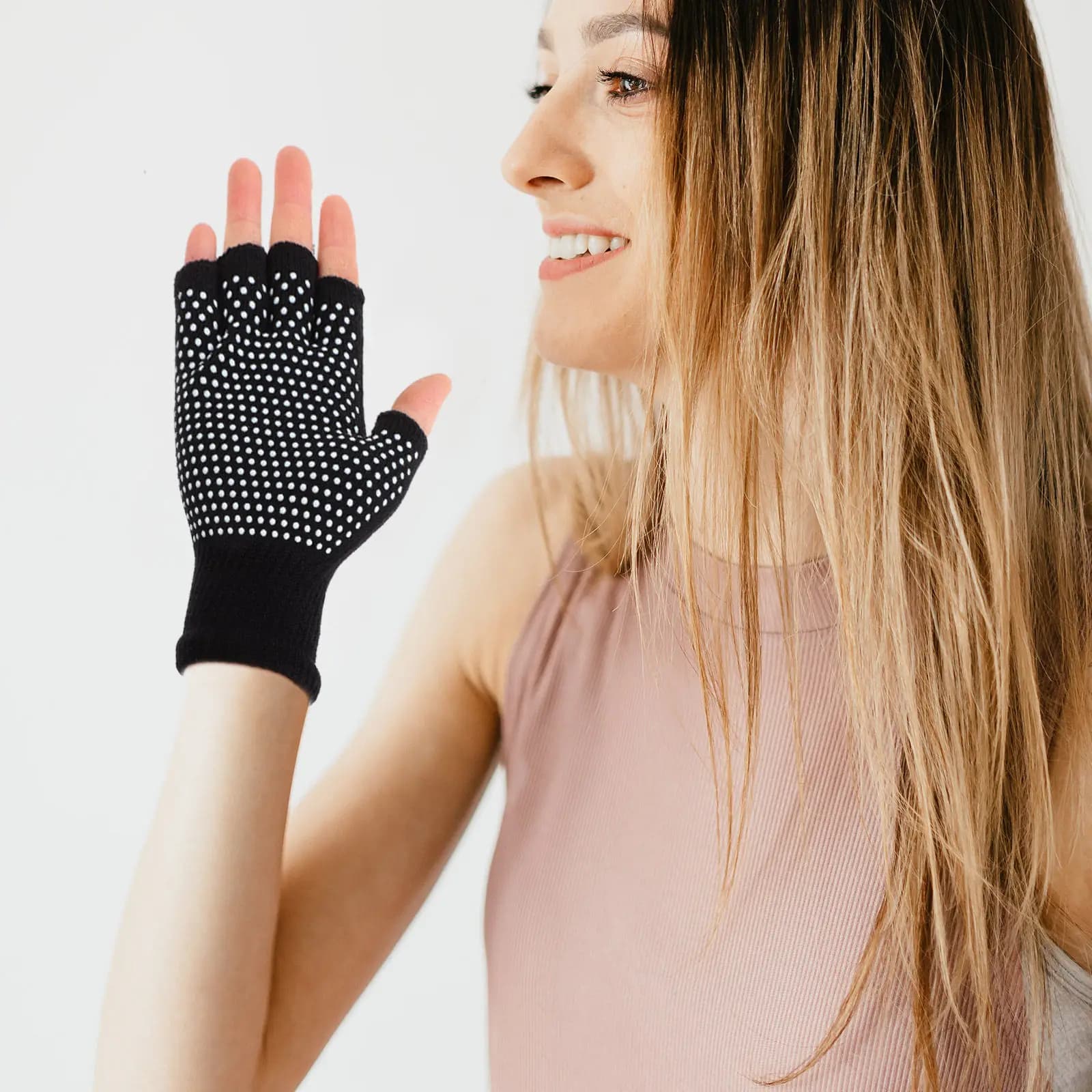 Guanti da Yoga Senza Dita Antiscivolo Neri in Cotone Lavorato a Maglia, Guanti da Allenamento Mezze Dita Traspiranti per Sport, Fitness e Palestra