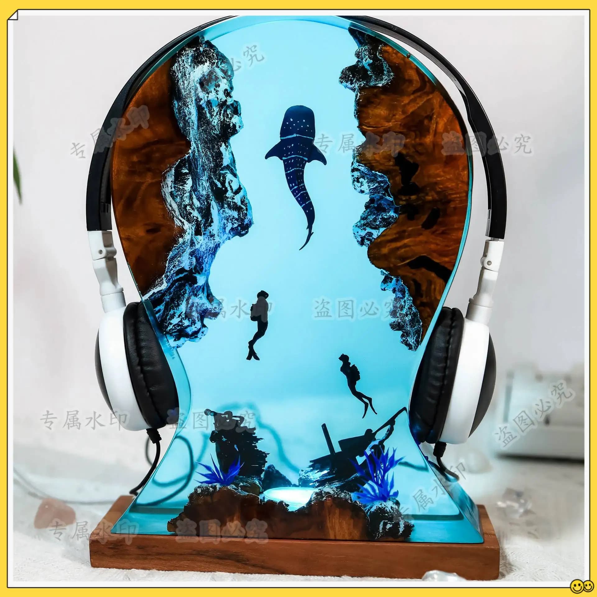 Vendita calda Supporto per cuffie da gioco in resina epossidica Diver & Shark per ornamento per la casa regalo di compleanno del fidanzato