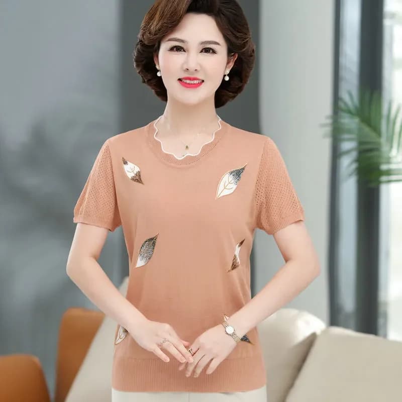 Top in maglia di seta ghiaccio da donna con ricamo Le, scollo smerlato, manica corta, t-shirt casual