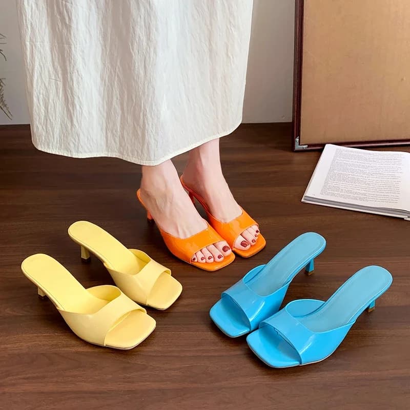 Sandali con Tacco Alto da Donna Estate 2026 Nuova Moda Punta Quadrata Open Toe Eleganti Casual Comodi Neri