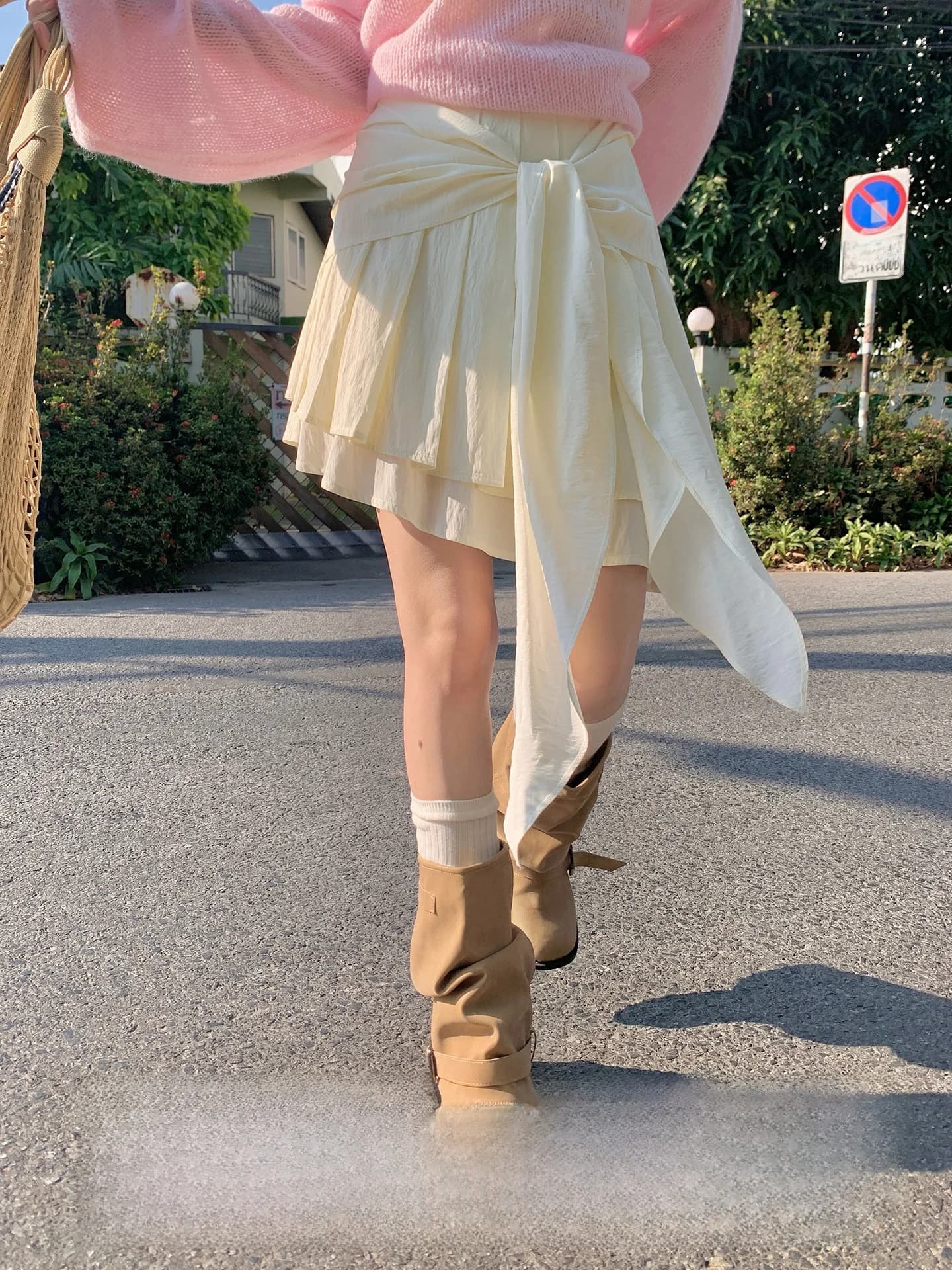 Women's high waist skirt, trendy Korean design, casual with belt, slimming effect, customized, short skirt