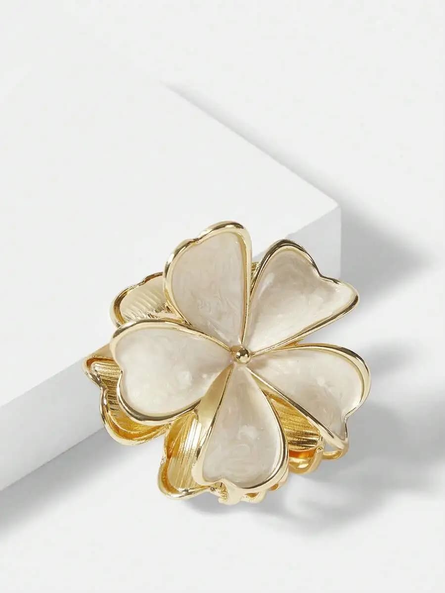 Fermaglio per capelli floreale con petali in resina avorio e metallo color oro
