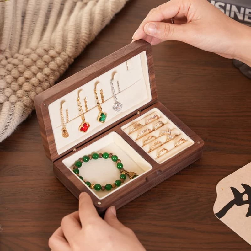 Premium walnut jewelry box: wedding rings, earrings and rings, elegant gift box for women