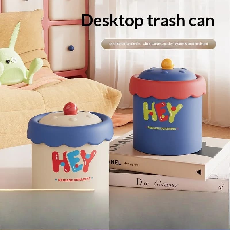 Stylish Creative Compact Plastic Swing Lid Desktop Waste Bin Trash Can with Cover for Home Bedroom Student Dormitory Office