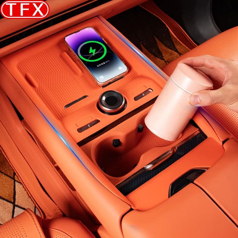 Per Lynk&co 900 2025: Accessori per Styling Auto, Tappetino Protettivo in Silicone Antipolvere per Pannello di Controllo Centrale con Riempimento Acqua Wireless