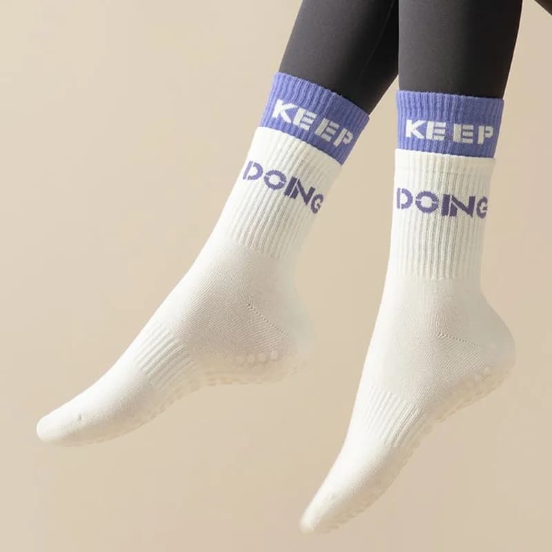 Women's yoga socks, non-slip, breathable, absorbing sweat, for fitness, sports, running, soft and elastic socks for training, football