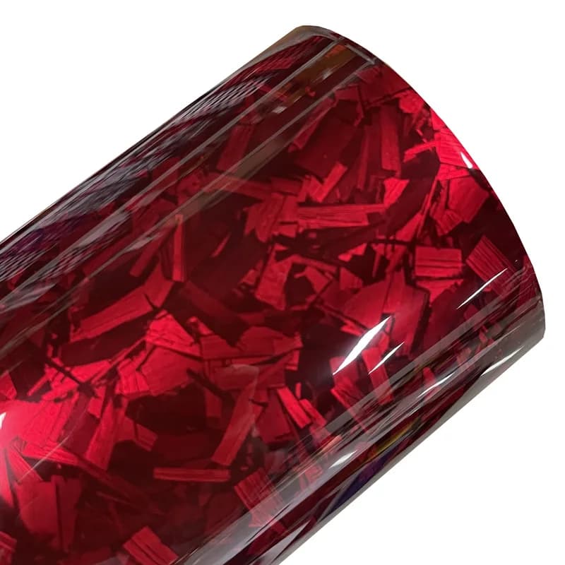 Premium PET lucido rosso forgiato in fibra di carbonio pellicola avvolgente in vinile rotolo di rilascio d'aria adesivo autoadesivo per decalcomanie foglio di avvolgimento per auto