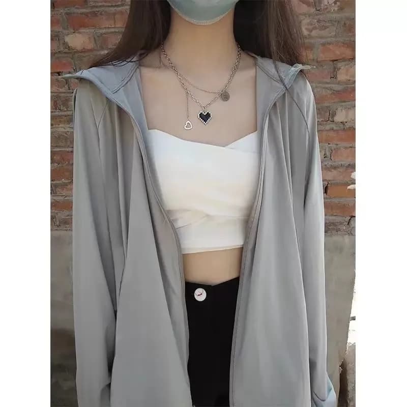 Ultra-Thin Short Ice Silk Hooded Jacket Women's Outdoor UV Protection Clothing Fashionable Summer Sunscreen Outerwear