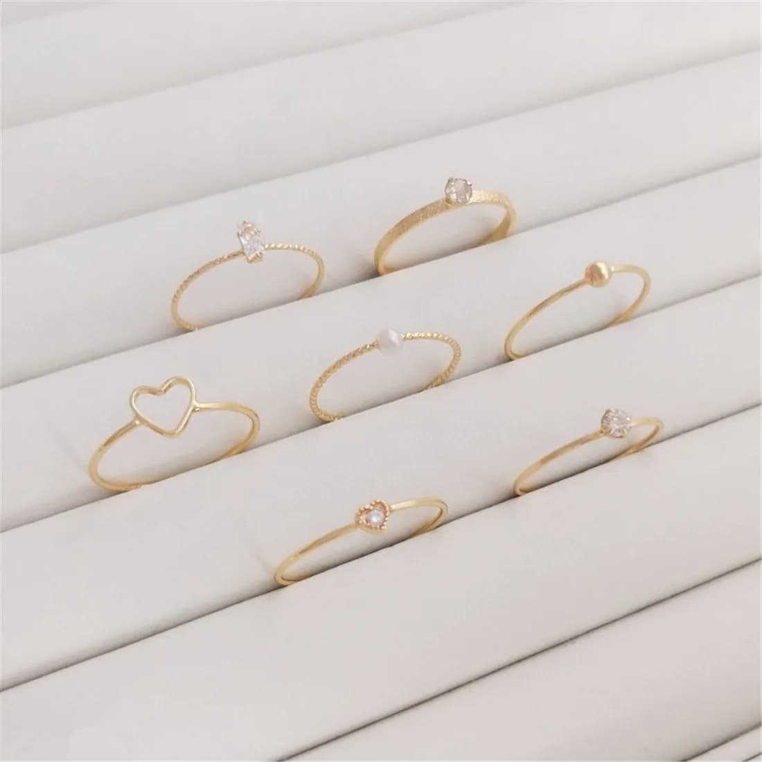 14K Gold Plated Thin Band Ring, Zircon Inlaid & Pearl Design, Minimalist Fashion Light Luxury Ring B700