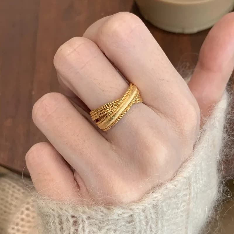 Anelli Multilivello Spazzolati alla Moda per Donne, Gioielli di Lusso Leggero, Anello dal Design Raffinato, Stile Neutro, Regalo per Feste
