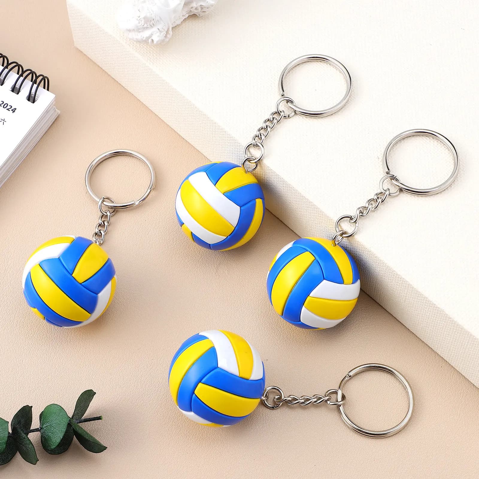 Set di 4 Portachiavi a Forma di Pallone da Pallavolo, Ciondolo Premium con Cuciture Intricate per Chiavi dell'Auto e Borse