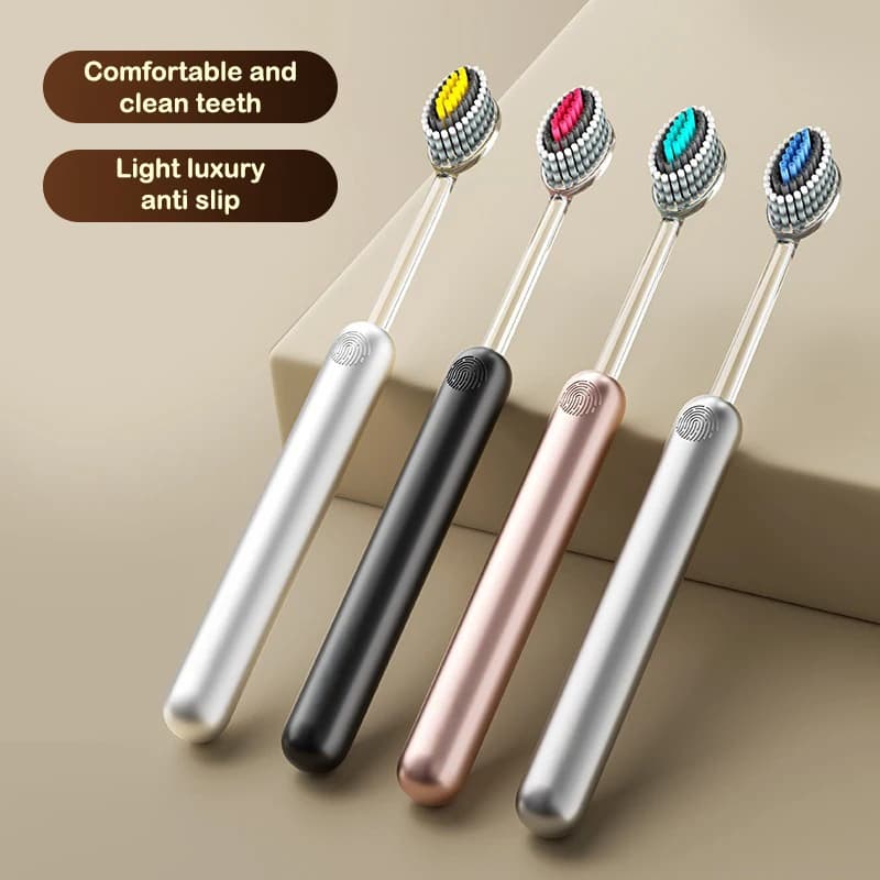 **2 spazzolini da denti per la pulizia della bocca, con setole morbide e ultra-fine, per la pulizia profonda dei denti degli adulti, sbiancanti per i denti**