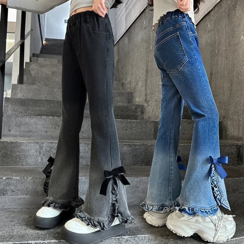 Nuovi bambini Design Bambini Jeans micro-forcati per ragazza Moda Streetwear Slim Fit Bootcut Pantaloni in denim sfumato con fiocco 4-14 anni