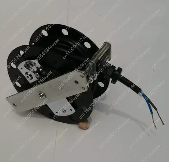 Avvolgicavo Automatico Retrattile 6A 220V 3M | Avvolgitore Elettrico per Cavi per una Gestione Efficiente dei Cavi