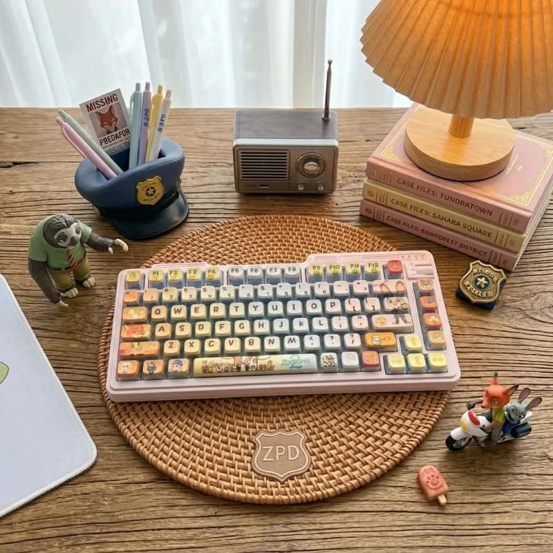 Set di Tasti PBT con Illuminazione a 4 Lati Zootopia Nick Wilde Judy Hopps per Tastiera Meccanica, Eccellente Regalo di Compleanno