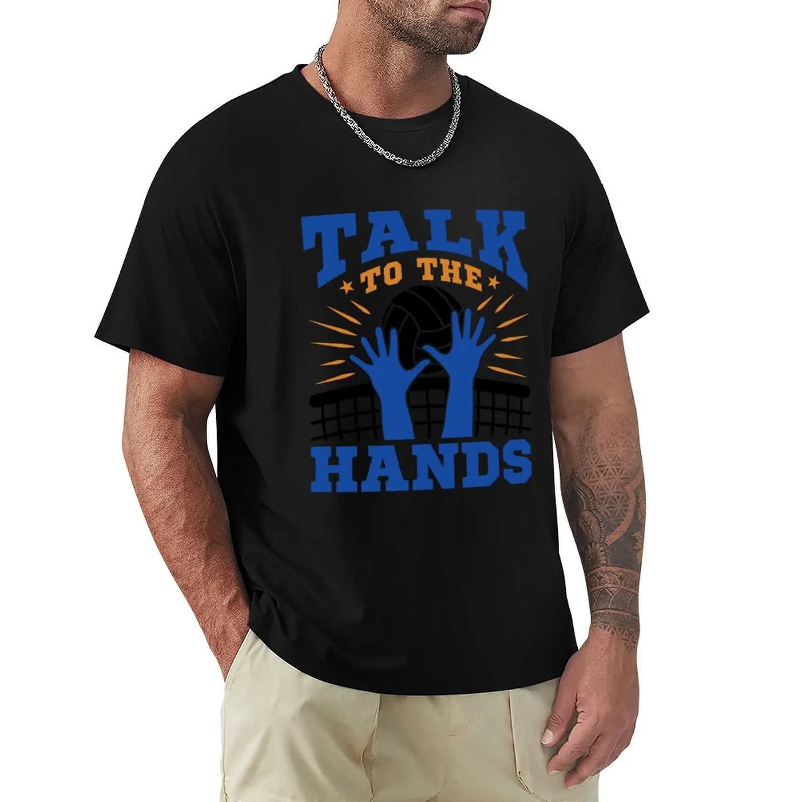 T-shirt divertente da pallavolisti con stampa 'Talk to the Hands', modello basic a maniche corte e girocollo