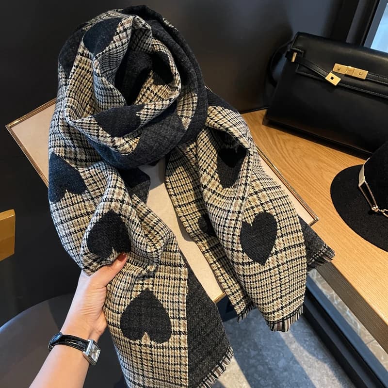 2024 Nuovo Doppio Lato Sciarpa di Cachemire delle Donne di Inverno Del Cuore di Amore Plaid Delle Signore Lungo Addensato Caldo Sciarpa Lavorata A Maglia Hijab Stola