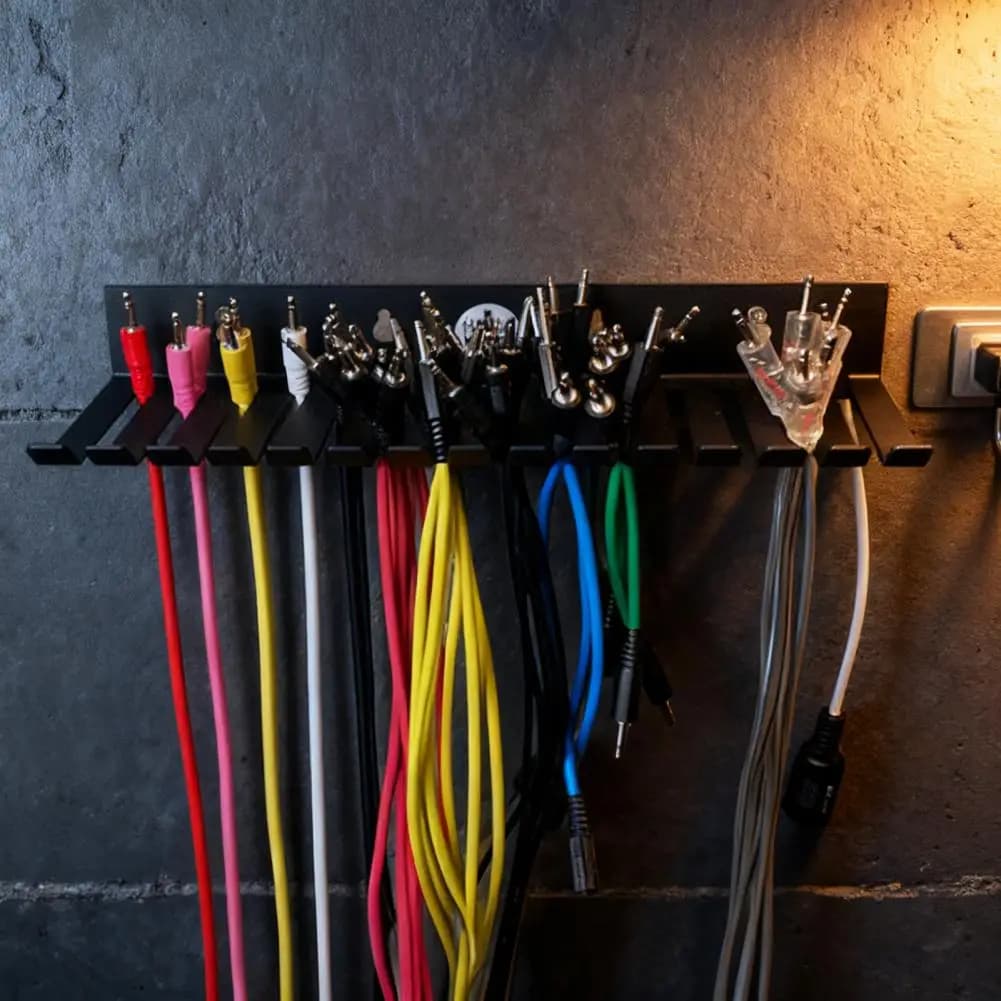 Organizzatore di cavi Rca Rack per organizer per cavi da studio per cavi per computer per chitarra Supporto a parete con 20 slot per la gestione dei cavi