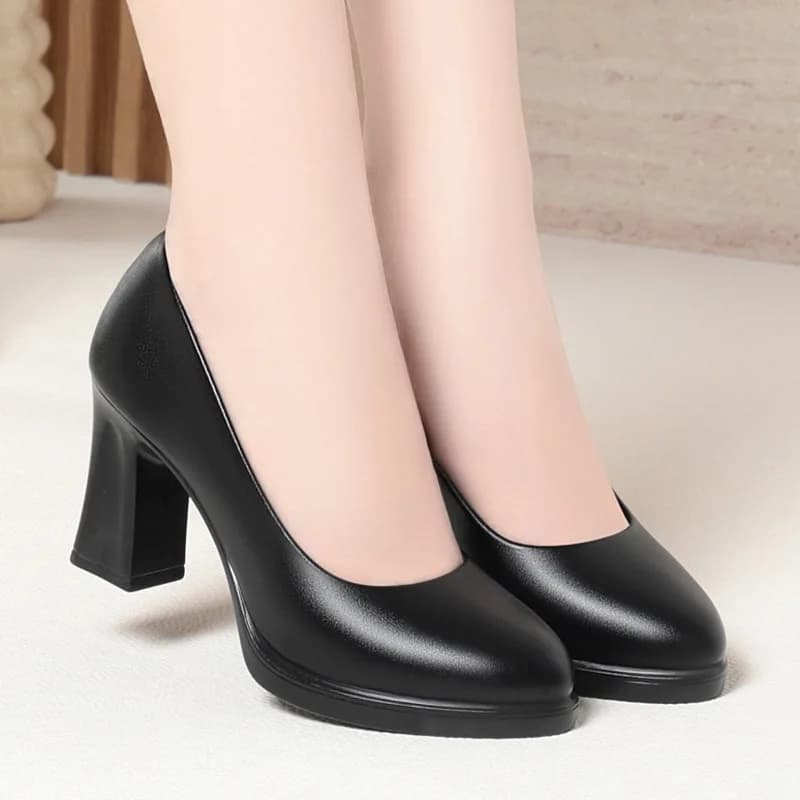 6 centimetri 8 centimetri Traspirante Confortevole Superficiale Scarpe di Cuoio Morbido Donne Pompe 2025 Primavera Nero Blocco Scarpe Tacchi Alti per il Vestito Da Ufficio